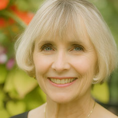 Deb Smith-Wright ’75