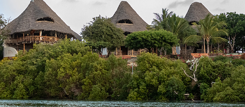 Lodgings along in Mombasa along the Congo River.