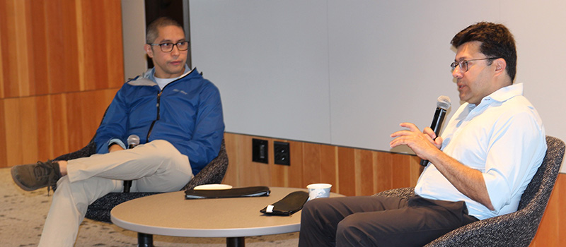 Ali Akg&uuml;n &rsquo;93, right, and Associate Professor Peter-Michael Osera