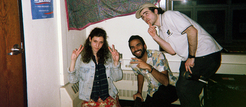 Ella Williams ’18, left, Erhaan Ahmad  ’18, and Ronan Brooks ’18 gathered for a Tiny Dorm Concert at Read Hall.