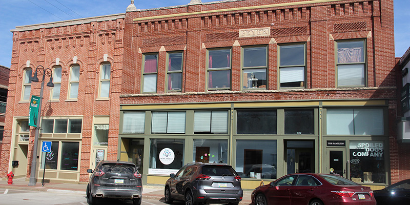 Exterior of the Beyer building.