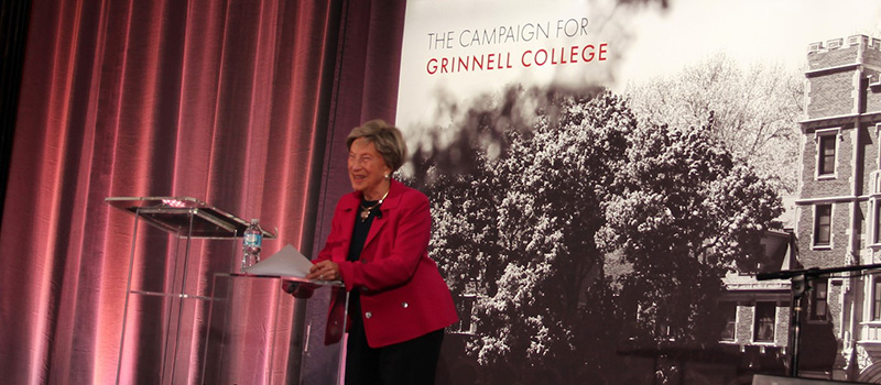 Kay Buckbaum ’51 speaks at a campaign event in Chicago.