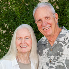 Mike Powers ’67 and Linda Bird Powers ’67