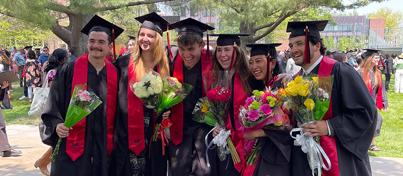 Melamede, right, poses with his 2023 classmates Mack Trachtenberg, left, Eliza Meyer, Jacob Cowan, Mallory Graham, and Eunice Lee at Commencement last year.