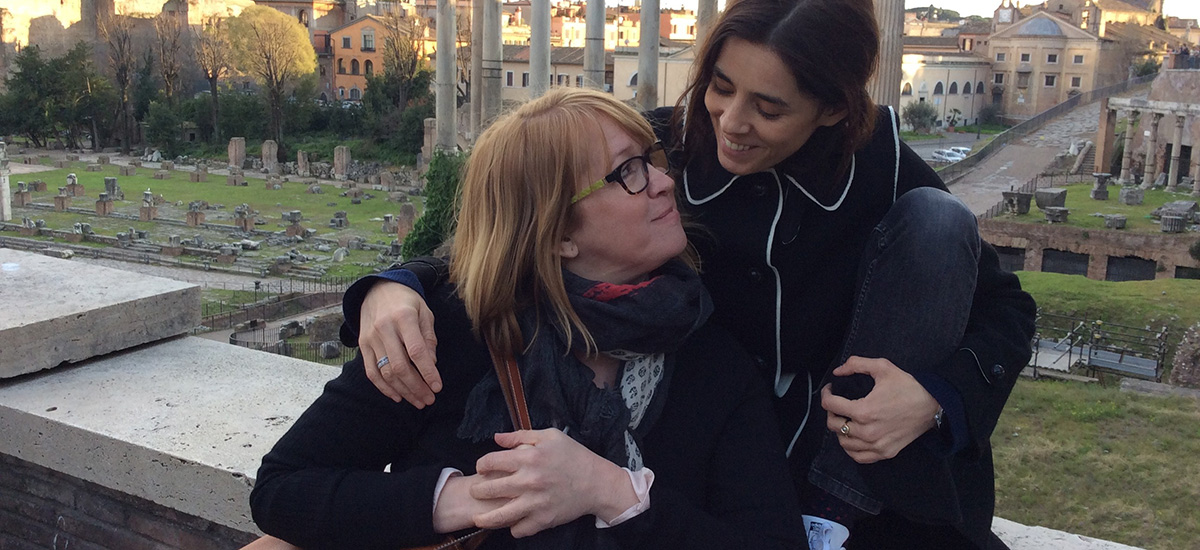 Nikki Carlson ’87 is pictured with her cousin Alessandra d’Urso