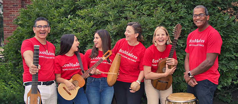 SonTierra, co-founded by Karin Stein ’84, second from right.