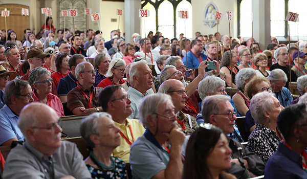 Alumni gather for Alumni Assembly in Herrick Chapel.