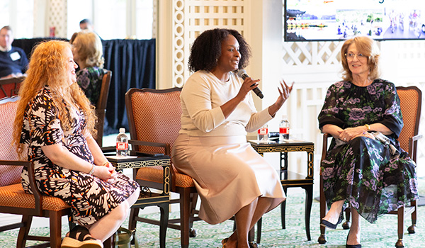 Bernadine Douglas, Susan Holden McCurry ’71, right, and Brigittine French